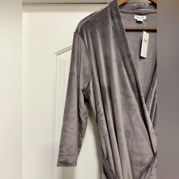 NWT Splendid Velour Short Robe in Mauve - Picture 6 of 8